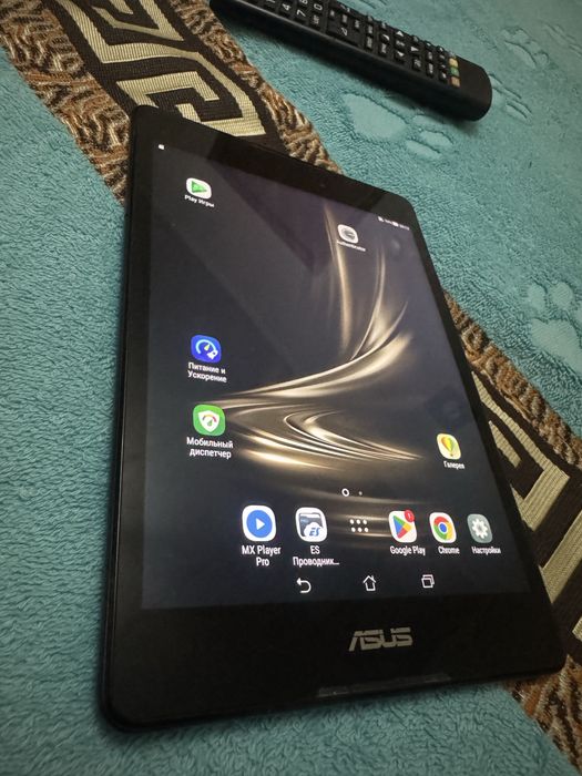 Планшет Asus ZenPad 3 16GB LTE Black, (Z581KL-1A016A)