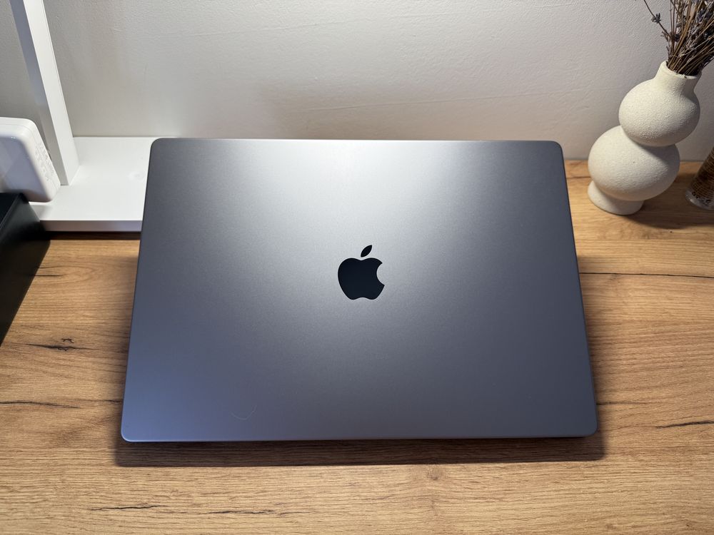 MacBook Pro 16’ 2021 16-Core GPU M1 Pro 32GB 1TB 100%
