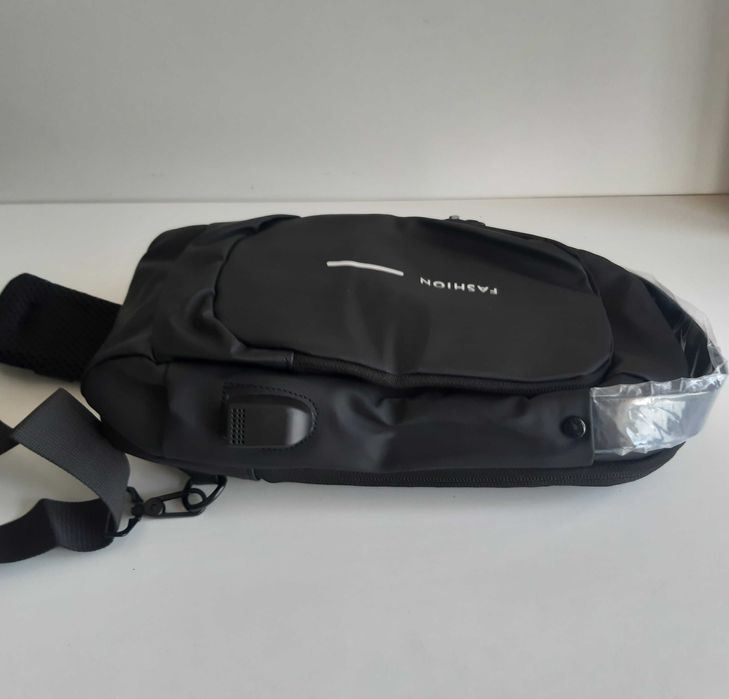 Pequena Mochila Nova Preta Alça Tiracolo Impermeável Anti-Roubo