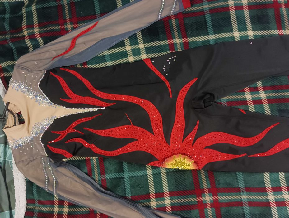 Костюм для повітряної гімнастики