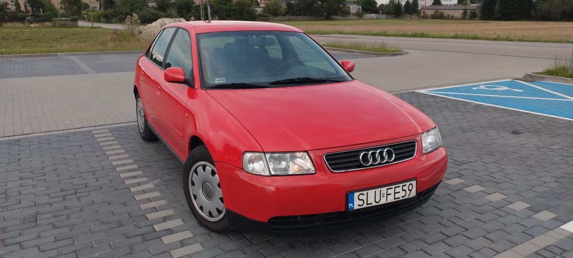 AUDI A3 1.6 LPG w pełni sprawny 5 drzwi
