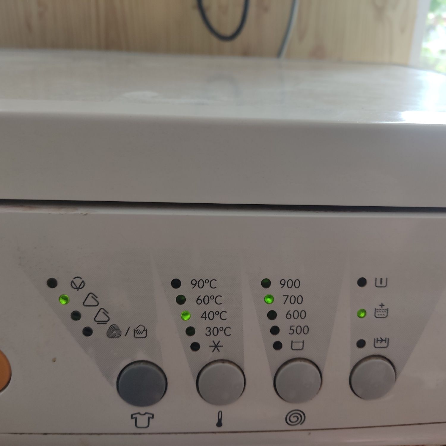 Продам  комплект запчастин на Zanussi FE 925 N