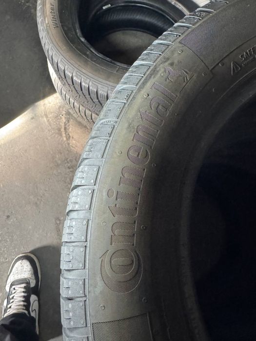 Continental 205/60/16 пара зимних шин