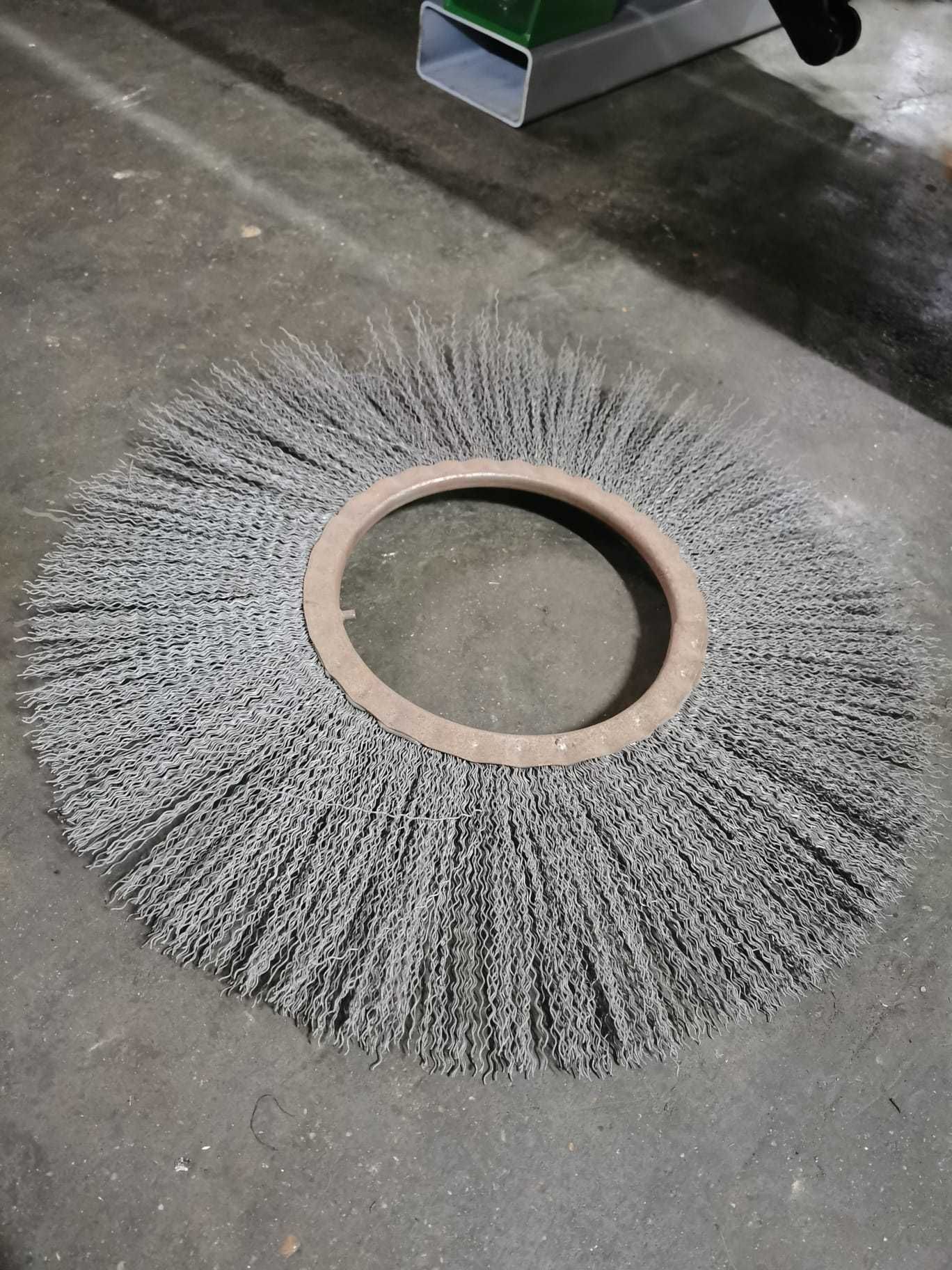 Escova para vassoura 210x570mm em Aço