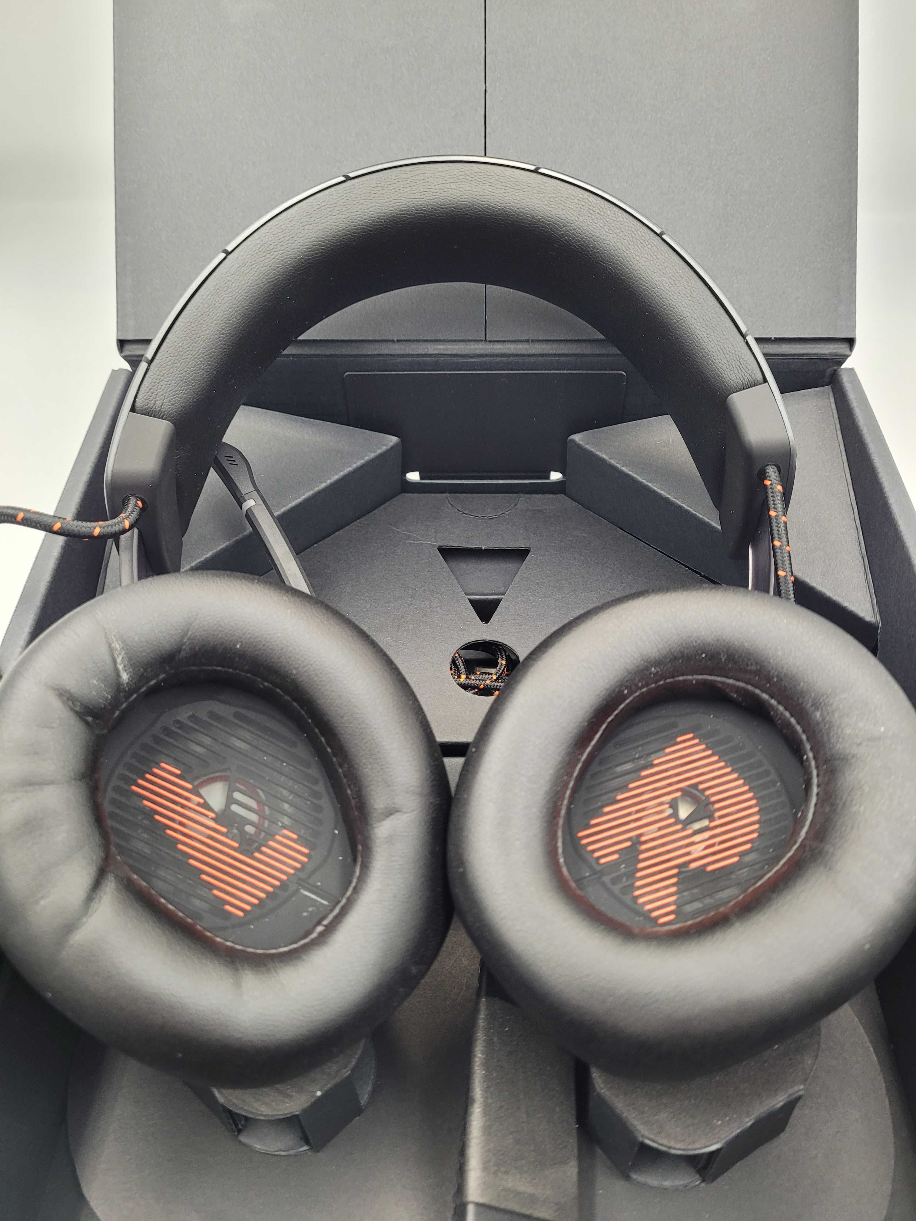 Słuchawki bezprzewodowe nauszne JBL Quantum 810 TWS