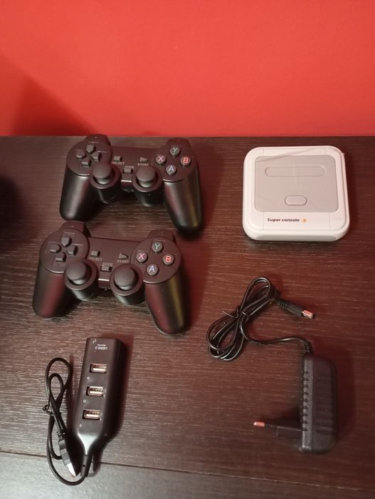 Retro konsola do gier Pegasus amiga PSP dreamcast