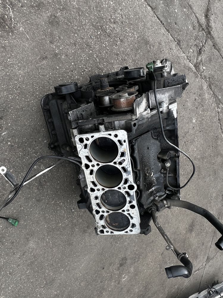 Silnik dół audi a8 d2 a6 c5 4.2 v8 AQF