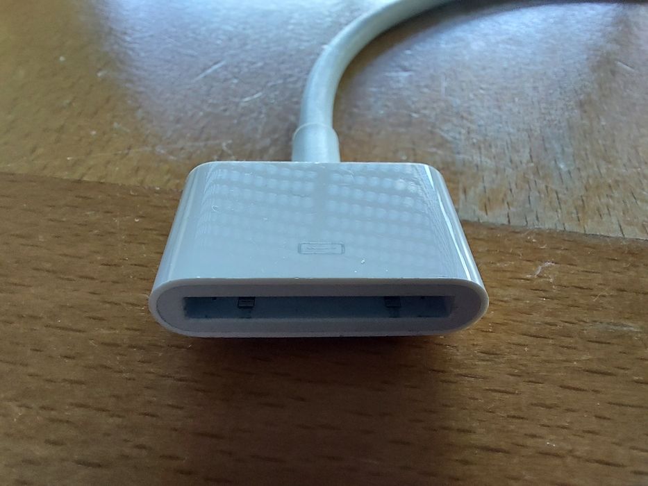 Adaptador Apple, lightning para 30 pinos + adaptador ligação autorádio