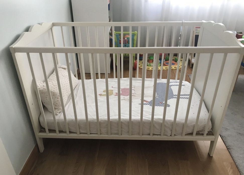 Berço bebe IKEA branco