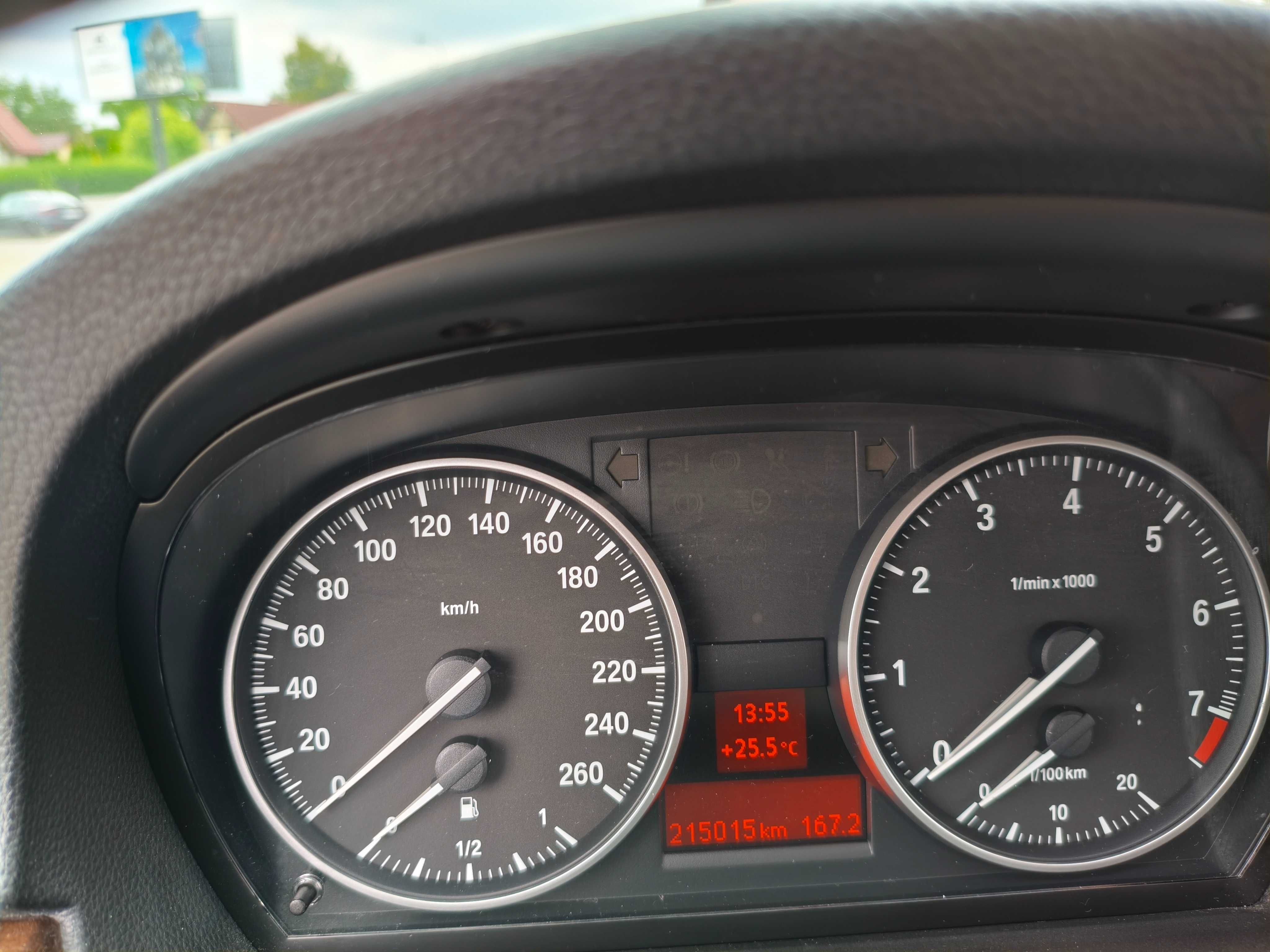 BMW E90 320i Automat keyless go biksenony