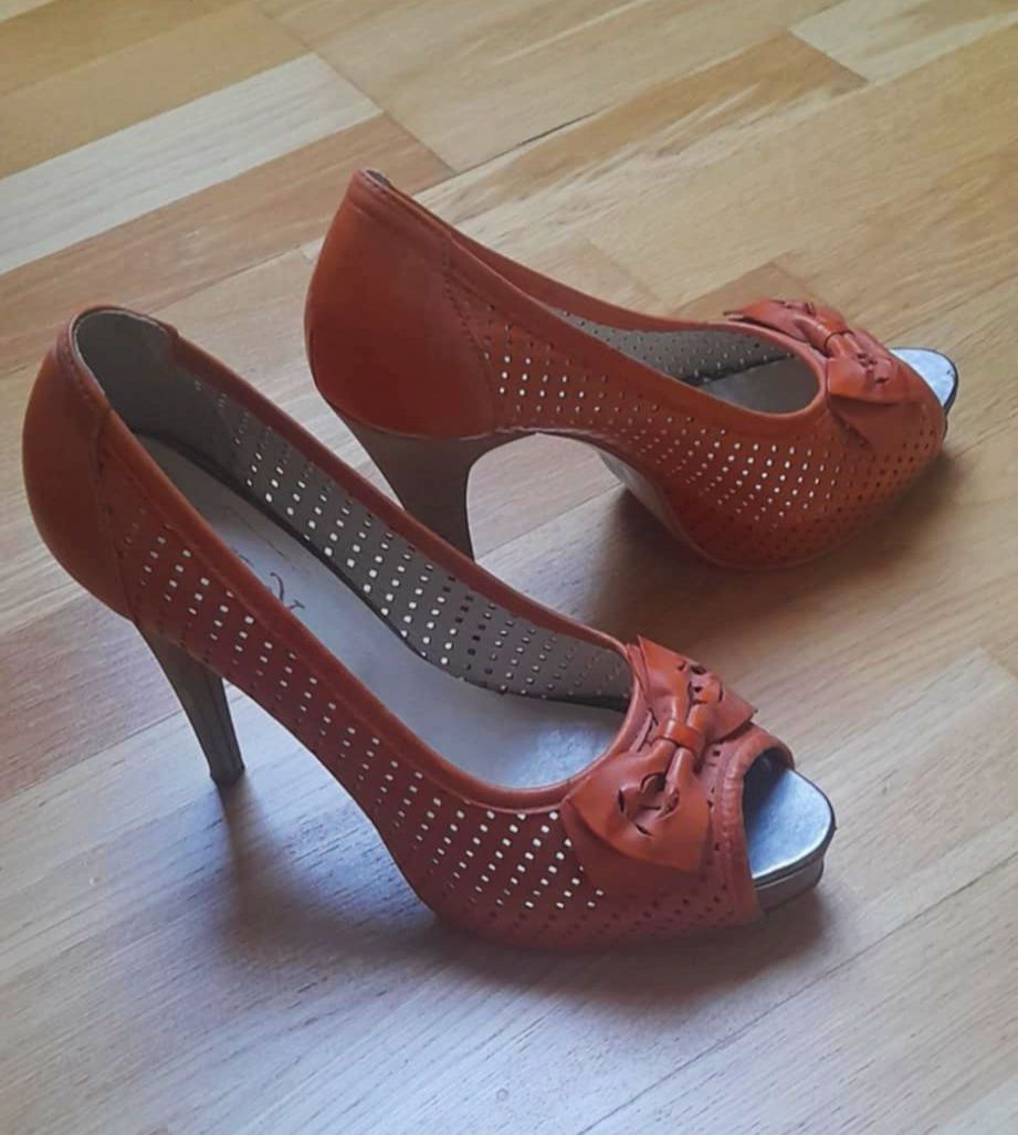 Buty na obcasie 38 Koczur