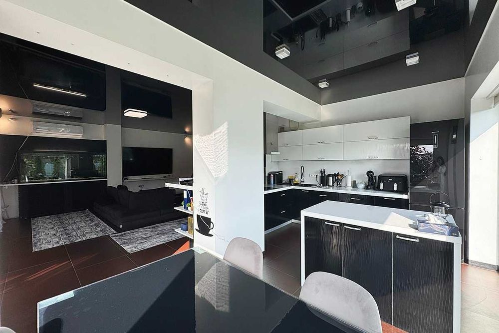 Будинок з ремонтом в стилі Хай-Тек!Мінімальне оформлення!Газ!Телефонуй