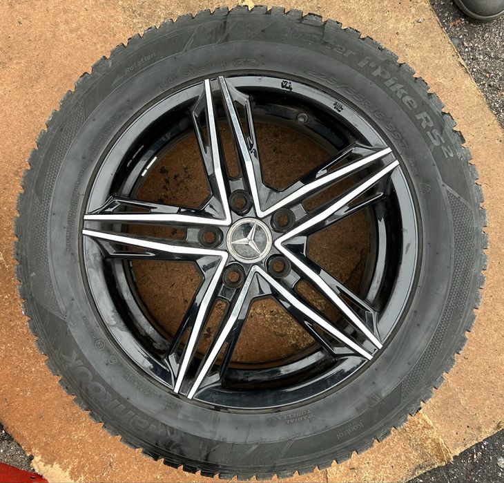 Продам диски з зимовою резиною 225/55/16 HANKOOK