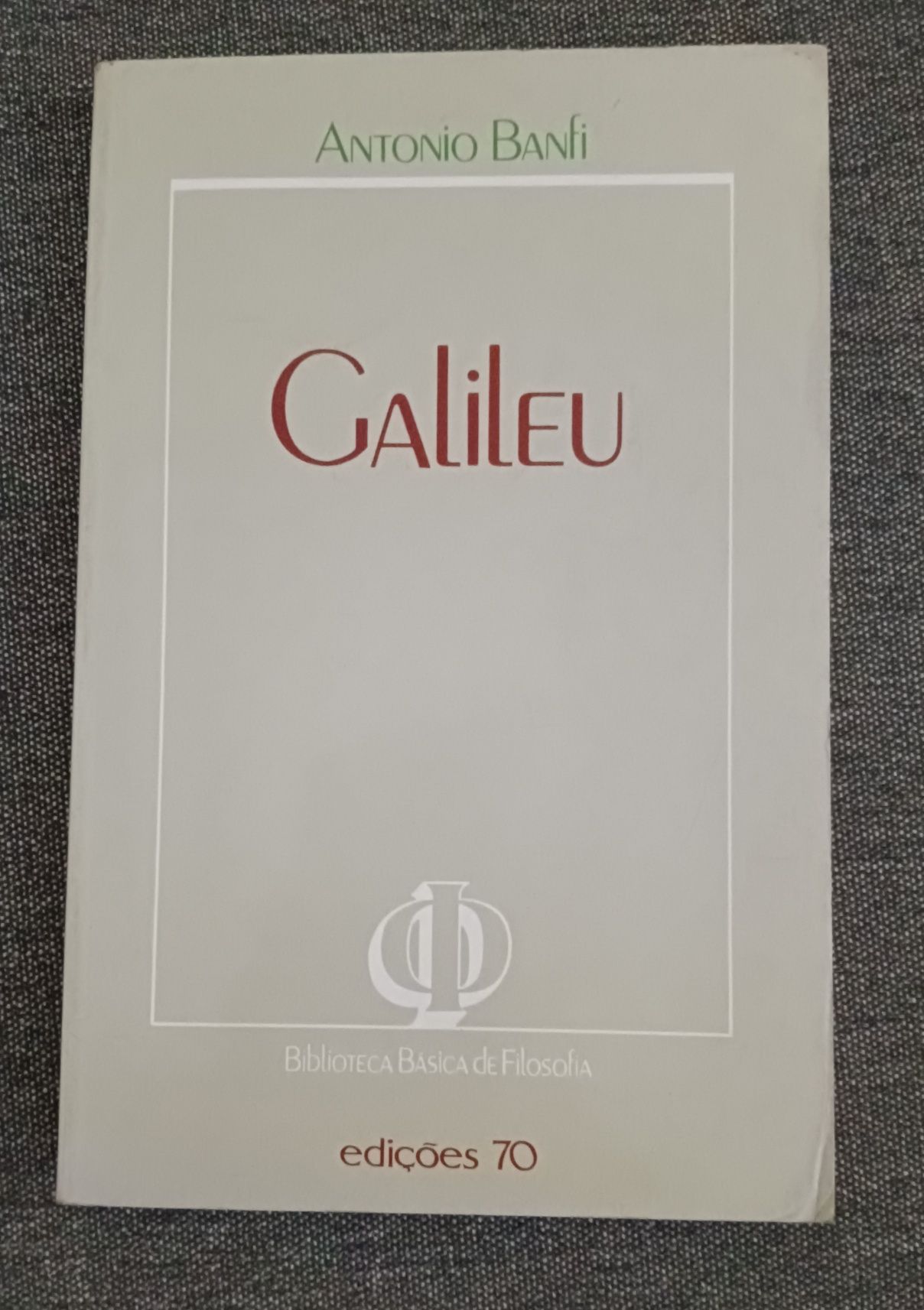 Livro de filosofia Galileu