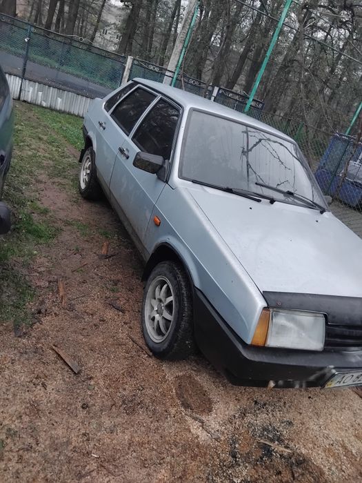 Продам ваз 21099