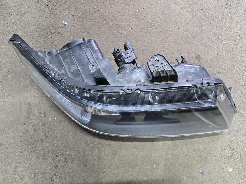 Фара honda accord 7 рест