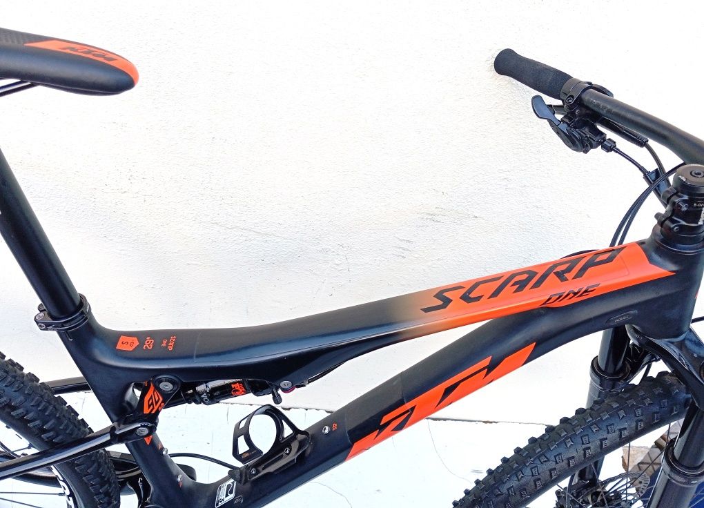 J-bikes usadas KTM Scarp One Suspensão total, prototypes zero