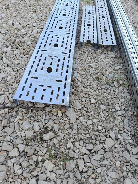 Korytka kablowe baks