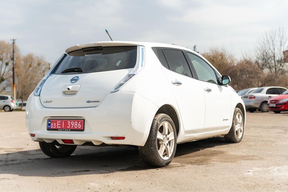 Свіжопригнаний з Норвегії Nissan Leaf 2013