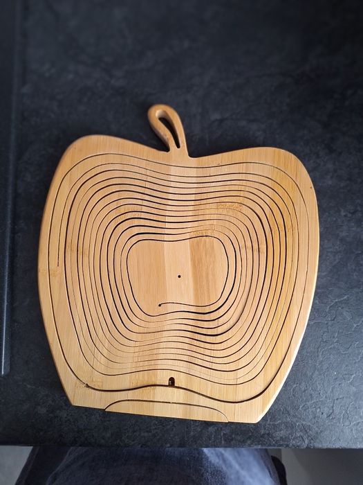 Drewniany koszyk na owoce