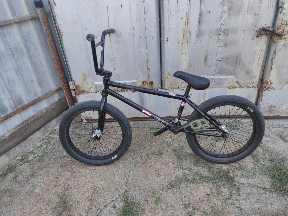 BMX Fly Proton︎︎