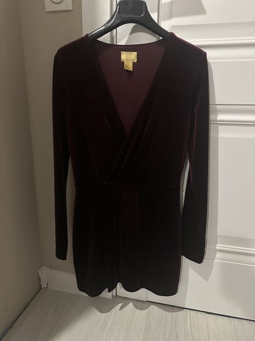 Шикарне велюрове плаття hm