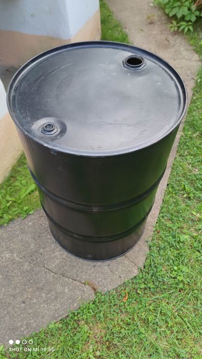 Beczka metalowa na wodę wędzarnia