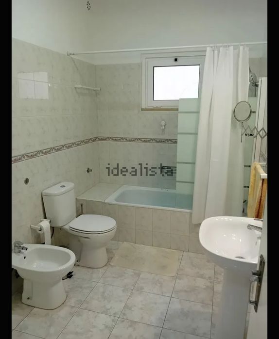 Quarto individual/casal Amadora