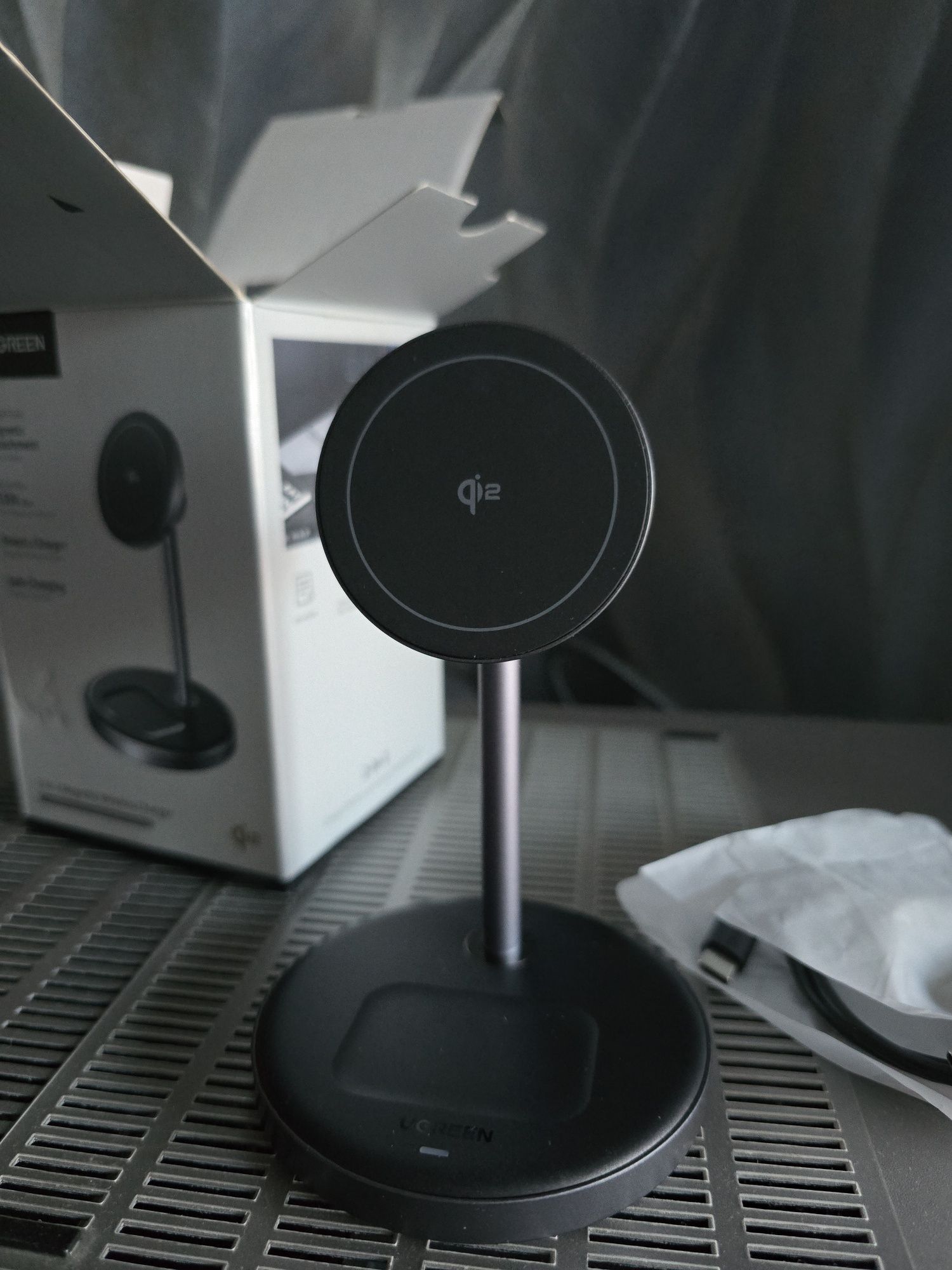 Продам зарядну станцію Ugreen Qi2 Magneti Attachment