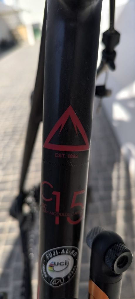 Bicicleta carbono Fuji SL (tam. 56)