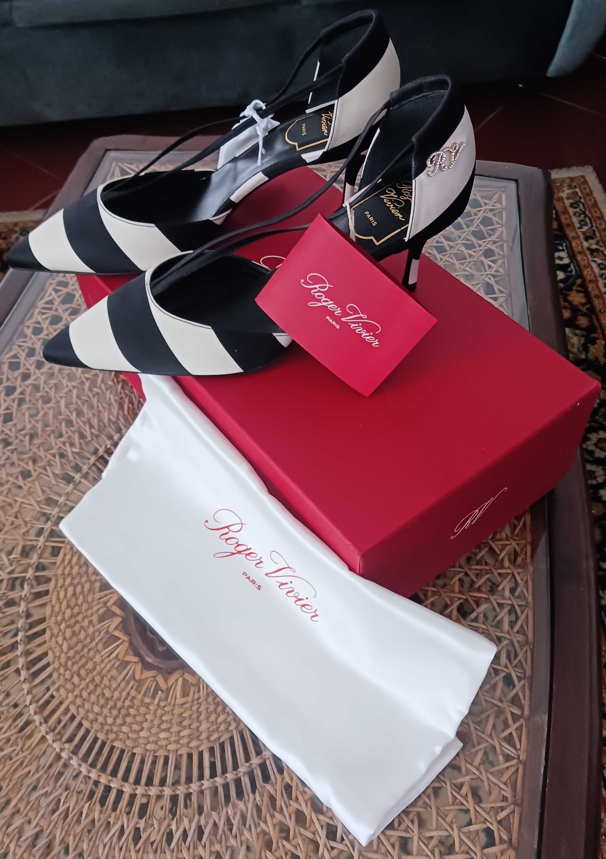 Sapatos Roger Vivier Originais de Itália