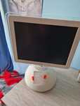 Model: iMac G4 M6498
Dysk twardy: 40 GB
Pamięć RAM: 256 MB
Procesor: 7