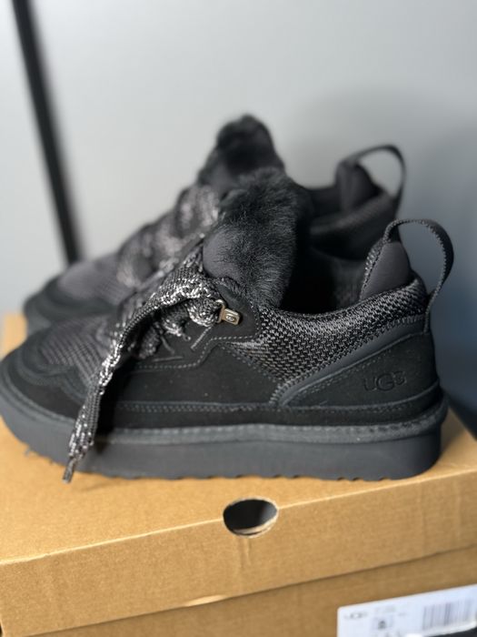 Зимові Жіночі Кросівки UGG Lowmel Black / УГГ Лоумел Чорні кеды мех