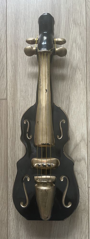 Ozdobna butelka gitara