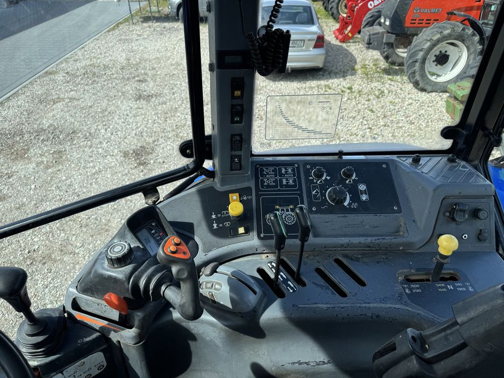 Ciągnik NEW HOLLAND TM150 + TUZ - i TM160, TM175 - Sprowadzony