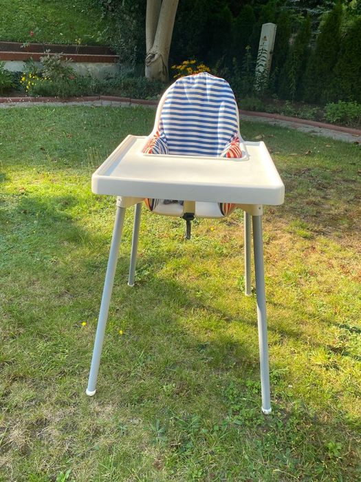 Fotelik do karmienia Ikea z poduszką stan bdb