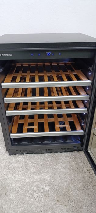 Lodówka do wina Dometic C50G-82/60/58cm