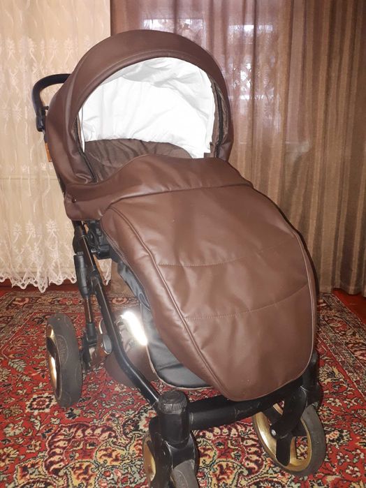 Коляска 2 в 1 Mikrus Onyx