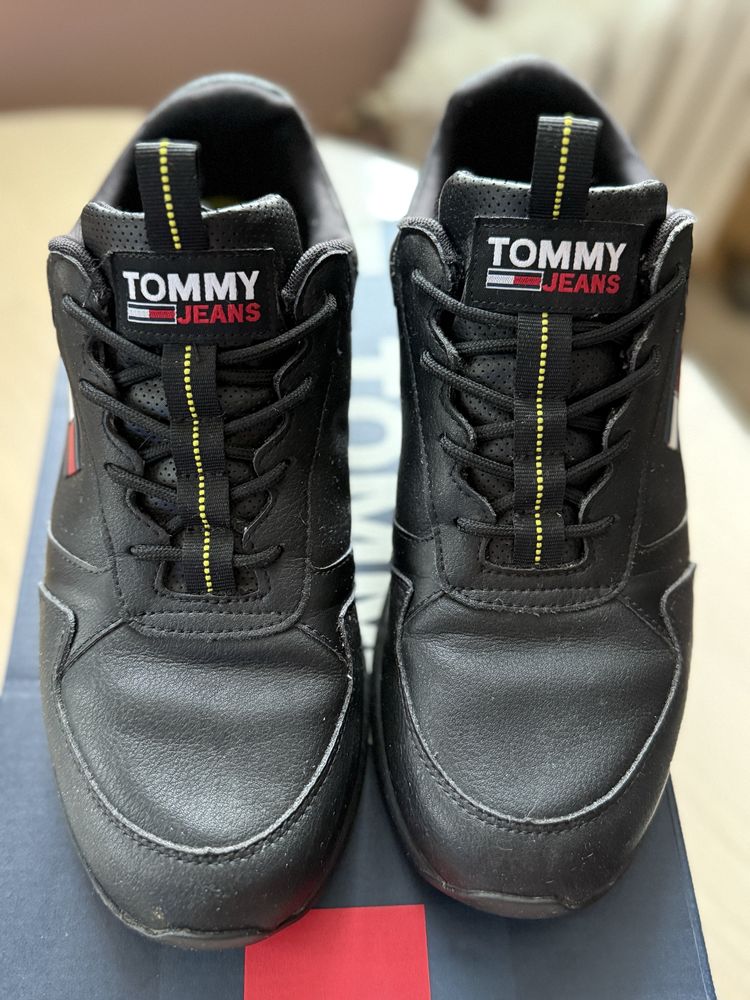 Buty męskie Tommy Hilfiger Flexi Leather TJM Runner 44