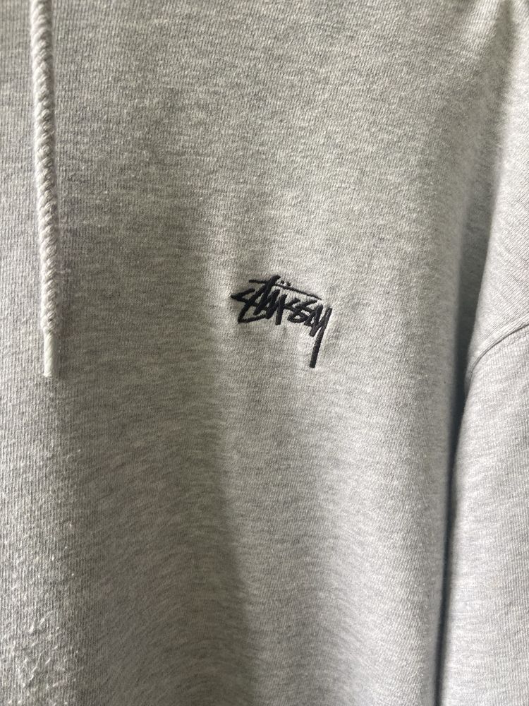 Базовий Худі Stussy з вишитим лого