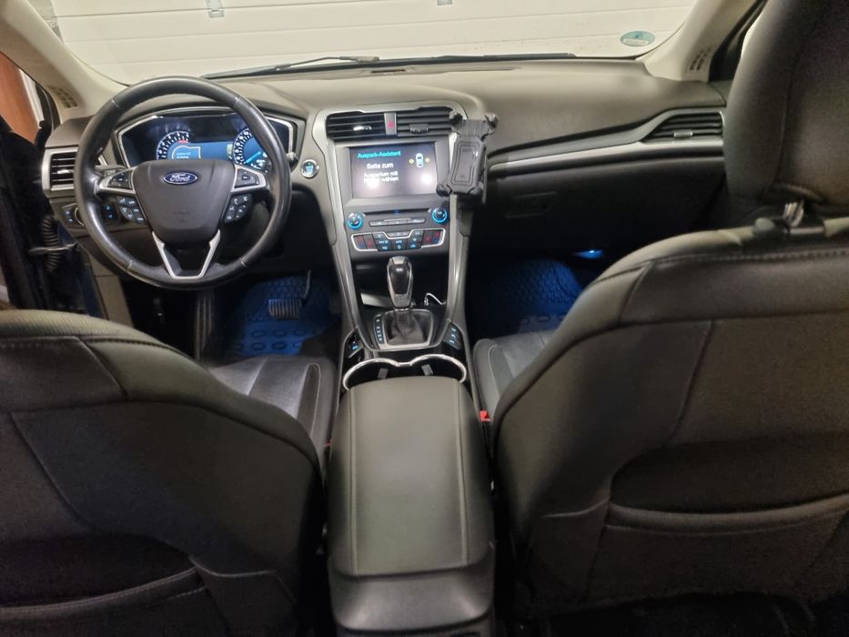 Sprzedam Forda Mondeo mk5 2,0tdci Titanium