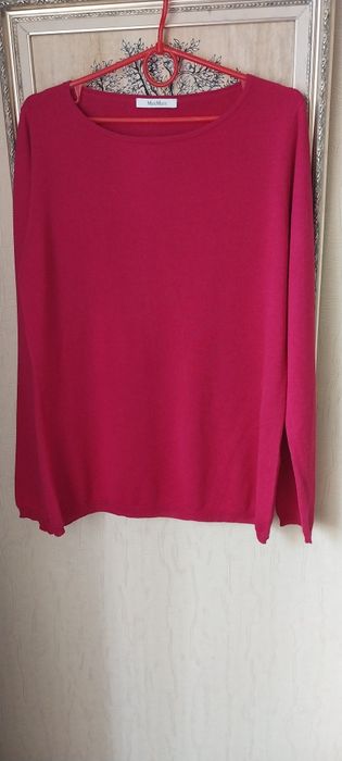 Свитер Max Mara   55% шелк 45% кашемир