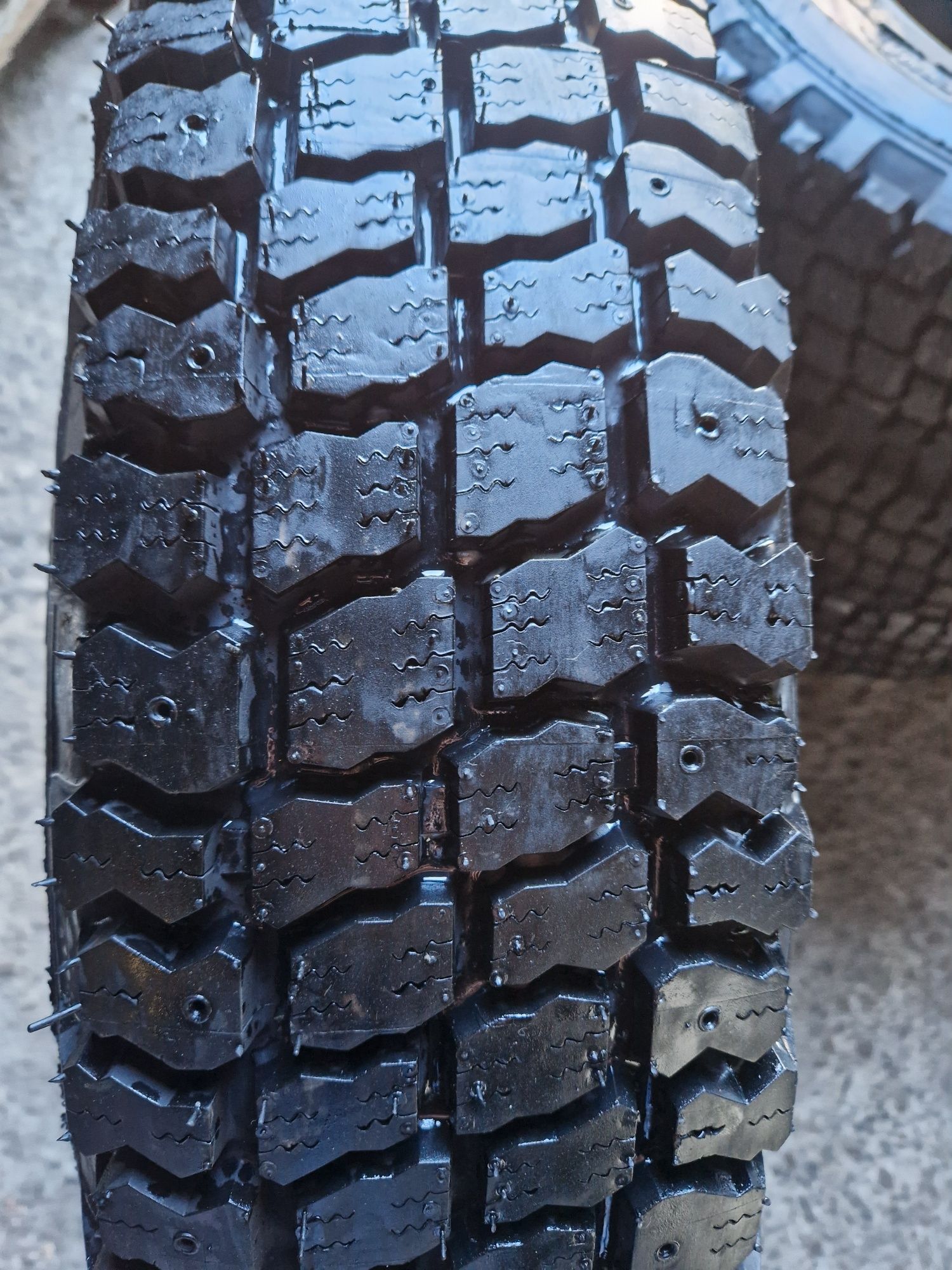 4x opony całoroczne 205/80R16 Collin's Lerma A/T terenowe