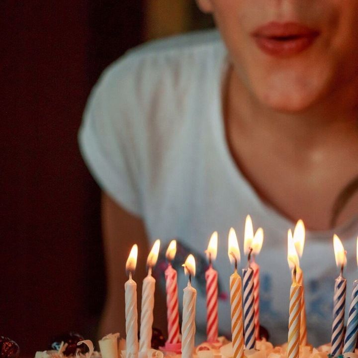 Świeczki Urodzinowe na Tort Kolorowe Ozdoby do Tortu Urodzinowego