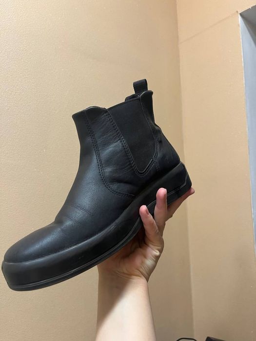 Жіночі черевики 39 розмір Ecco