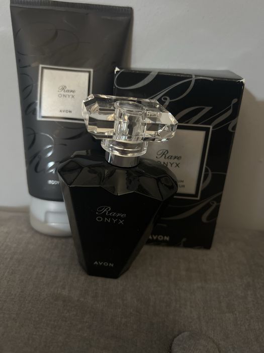 Zestaw woda perfumowana i balsam