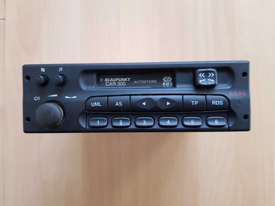 Автомагнитола Blaupunkt car 300 (Заблокирована)