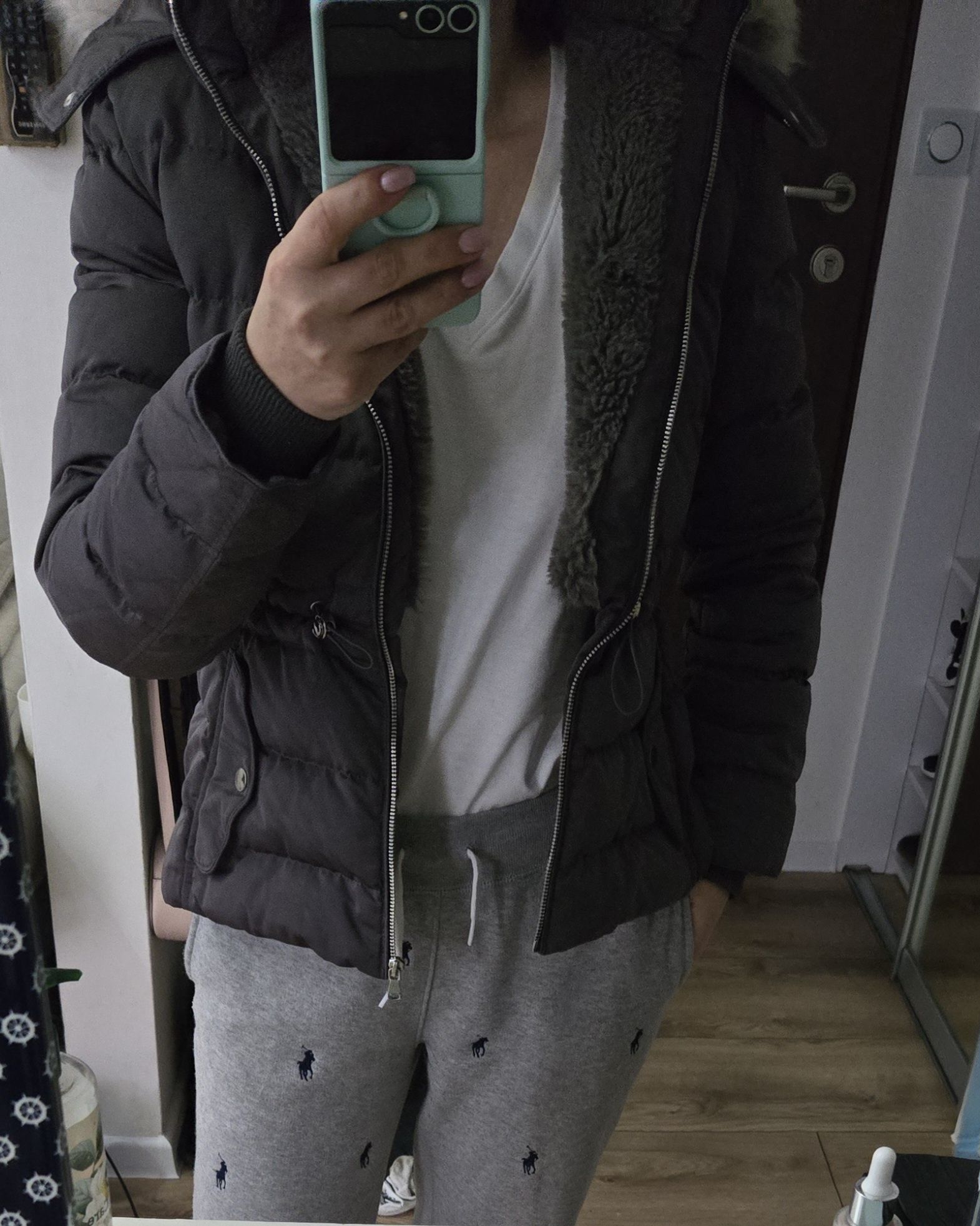 Zara kurtka puchowa z futerkiem 36/s cena sklep 699 zł