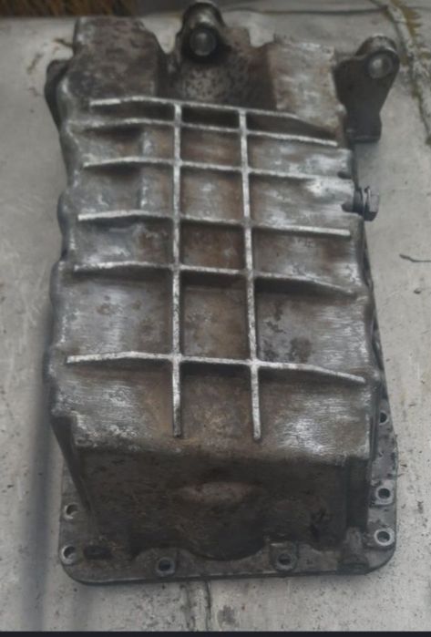 Піддон масляний .