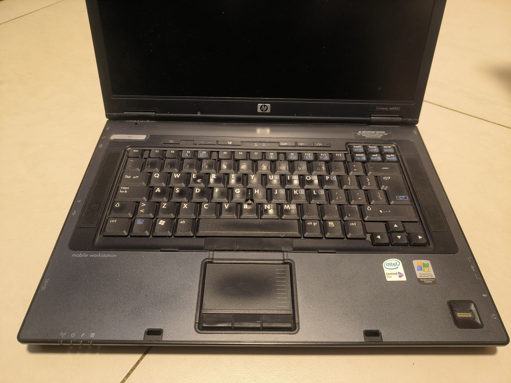 Laptop HP Compaq nw8440